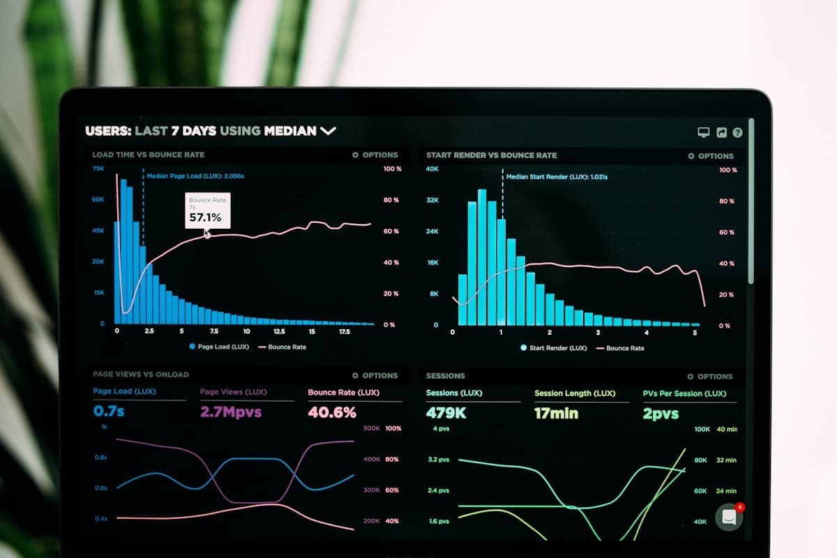 Data visualization representing decentralized networks